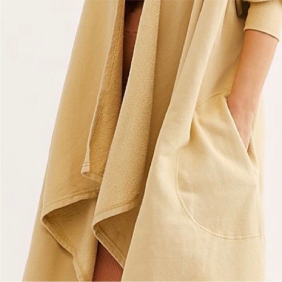 Free People beach red eye cardi in grasshopper - Picture 3 of 7